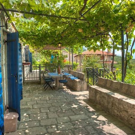 Holiday Home Neda Sveti Stefan Rum bild