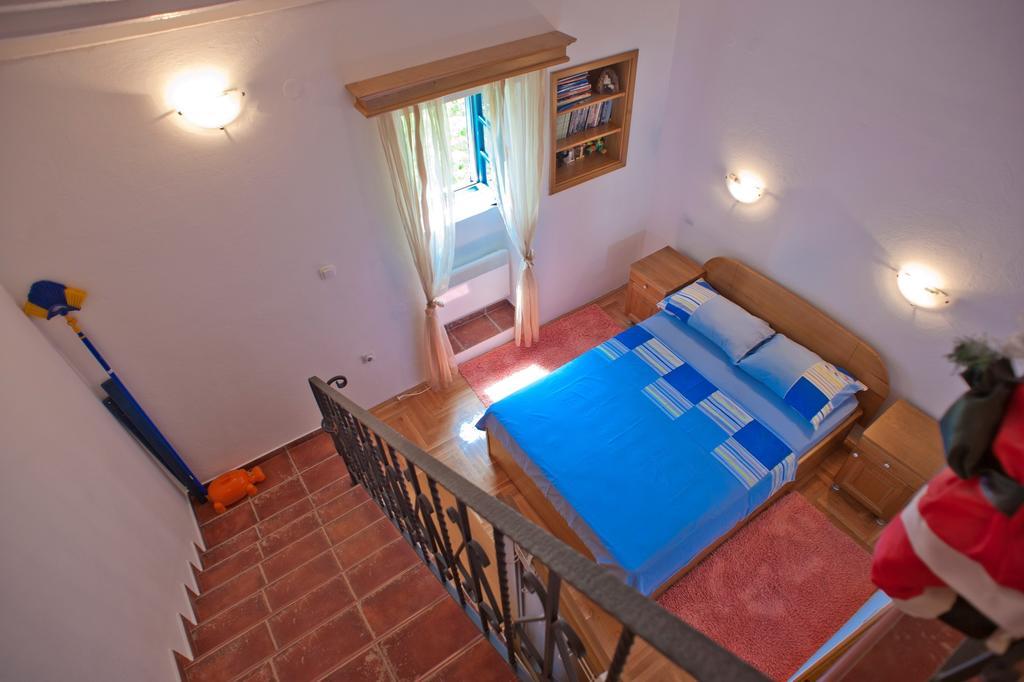 Holiday Home Neda Sveti Stefan Rum bild